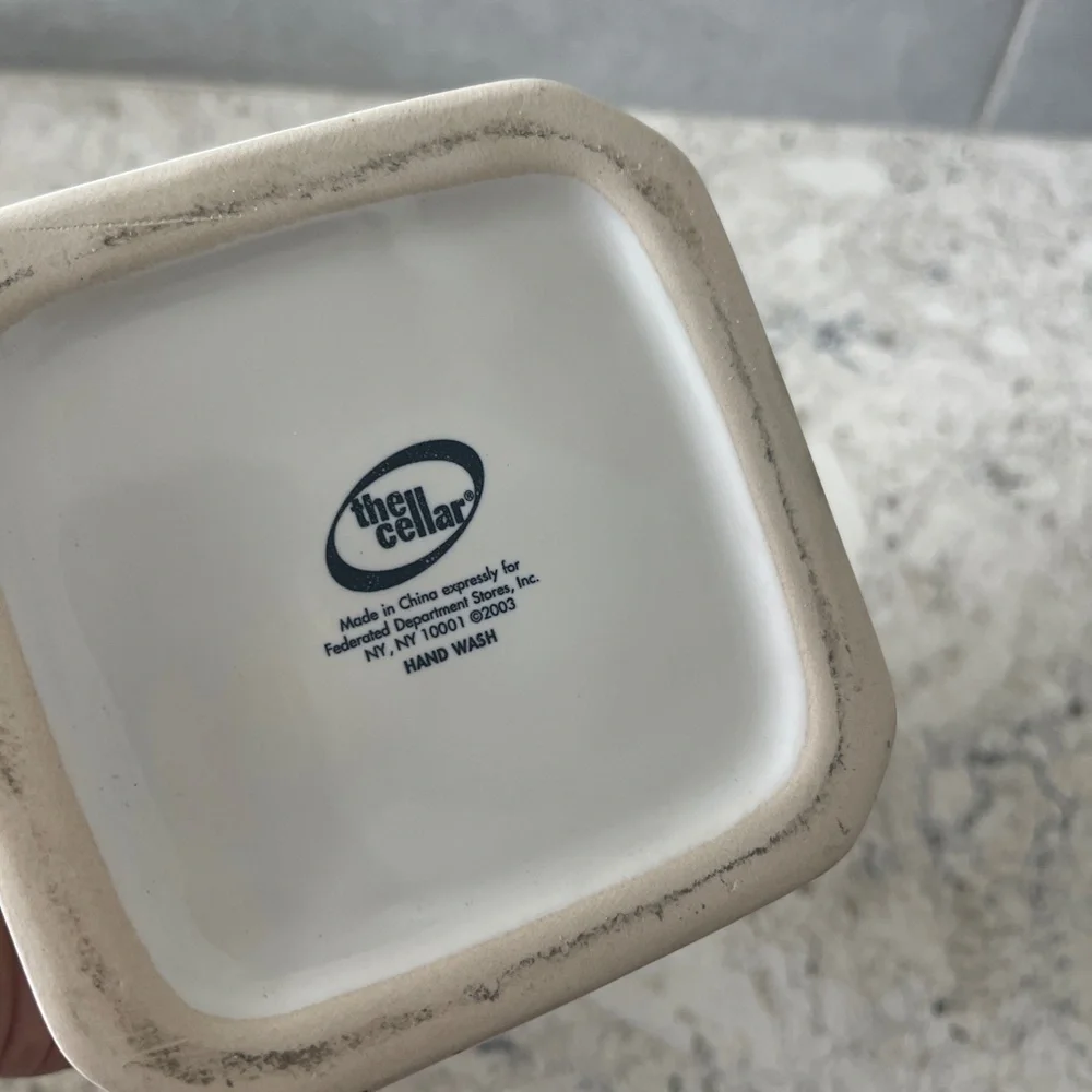 Vintage The Cellar‎ 6 x 4  White Airtight Canister for Federated Dept Stores